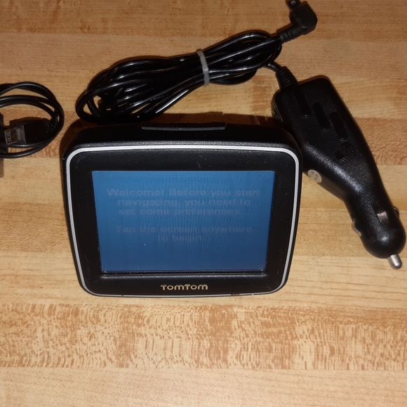 TOM TOM EASE GPS NAVIGATION 3.5" TOUCHSCREEN CAR KIT & MINI USB FOR PC UPDATES - Picture 5 of 7